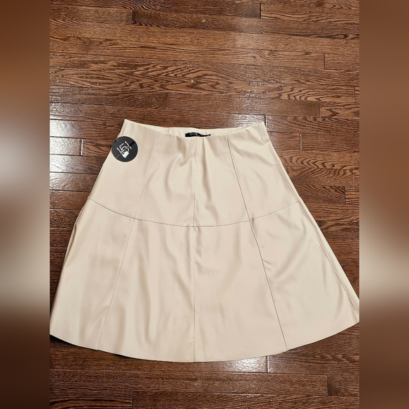 ONE 5 ONE Leather Ivory Skirt A line Stitched size XL - Picture 3 of 13